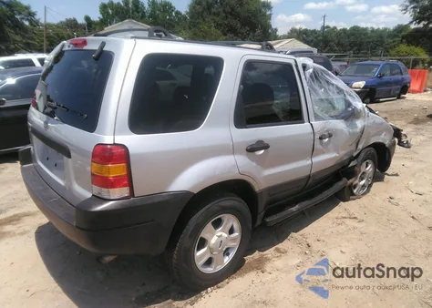 2004 Ford Escape Xlt z USA, uszkodzony, nr VIN 1FMYU93174KA80337